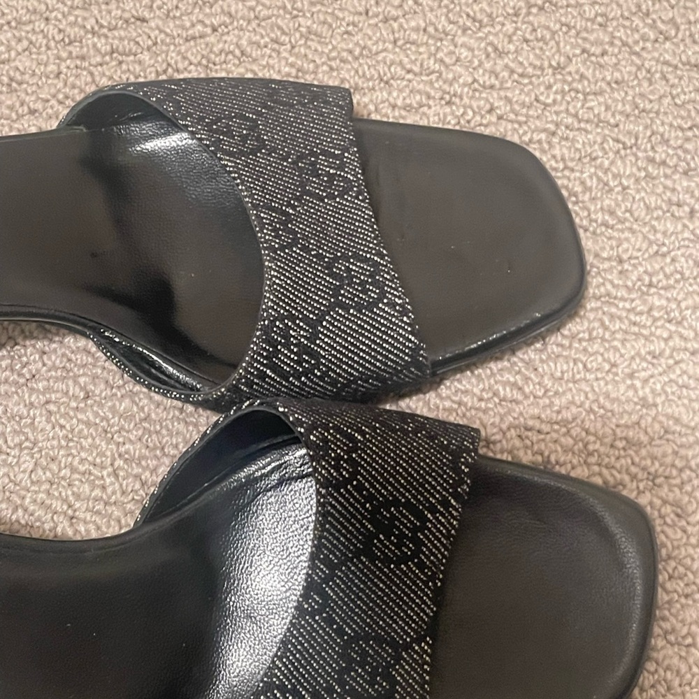 Vintage Denim Gucci Kitten Heel - Picture 5 of 6